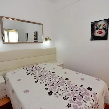 Apartment Coastal Haven - Holiday Close To Beach